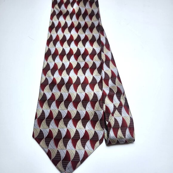 Pierre Cardin Men's Silk Necktie Red & Grey Geometric Pattern - Picture 1 of 5